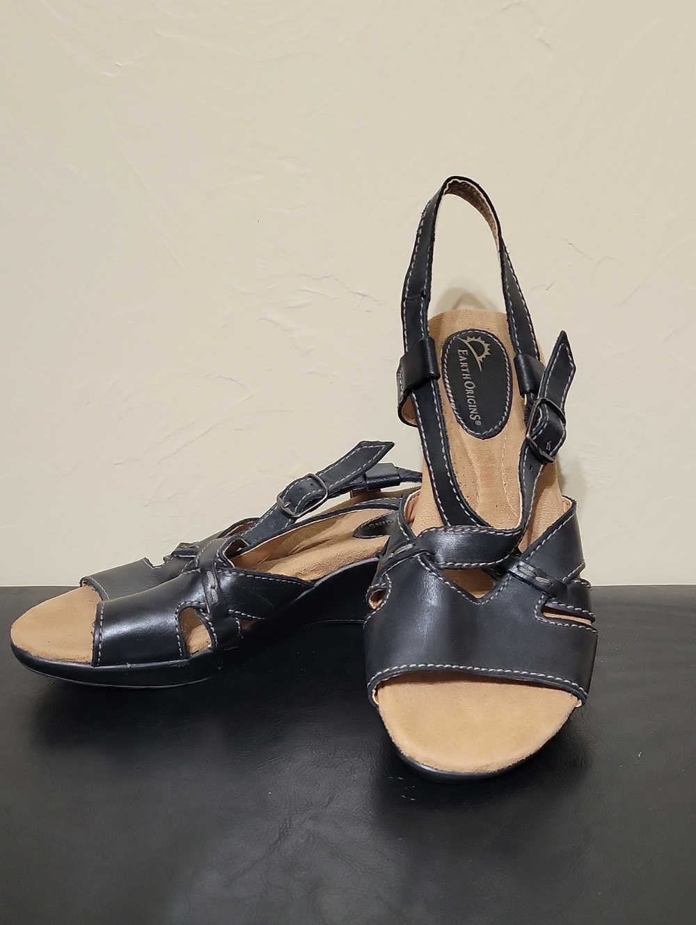 Earth Origins Black Leather Slingback Strappy Wedge Brandy Sandal Size 7.5 EUC